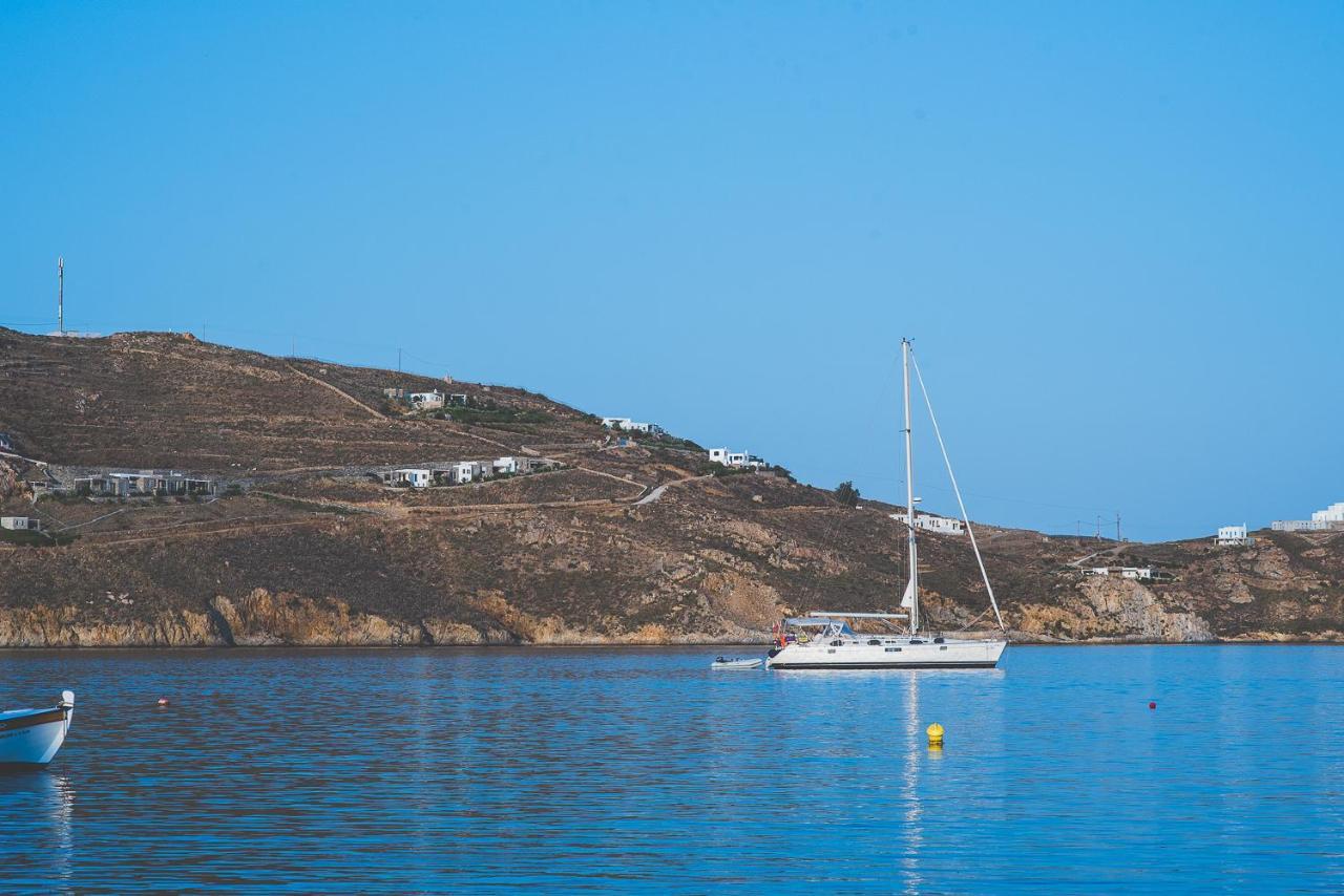 Chill & Co. Serifos リバディオン エクステリア 写真